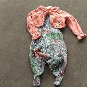 🌞4/$24 Size 12-18 months paisly romper with peach cropped sweater